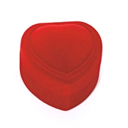 Gaveæske til ringe "Hjerte" af rødt velour med rødt foer. 50 mm